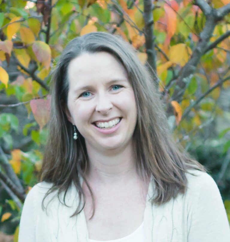 louise-peffer-physiotherapist-768x810